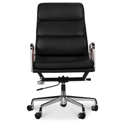 Replica Aluminum EA219 office chair by Charles & Ray Eames.